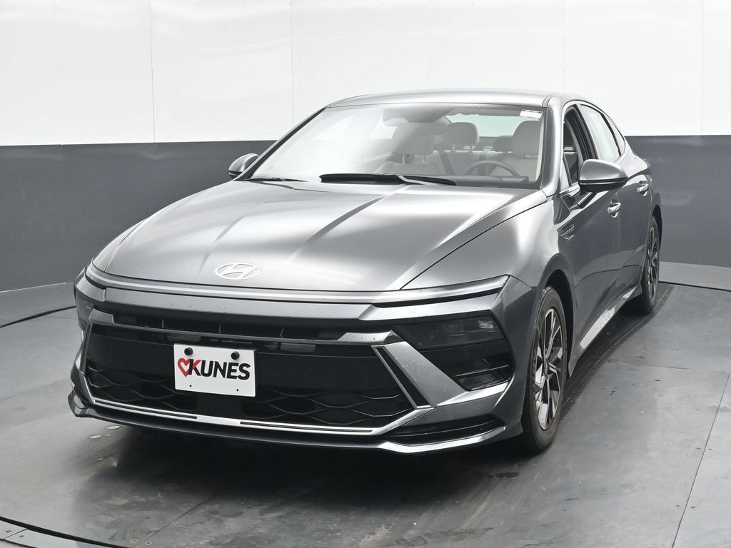Certified 2025 Hyundai Sonata SEL FWD image 6