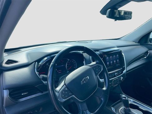 Used 2020 Chevrolet Traverse RS image 11
