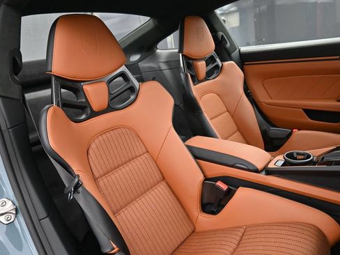 Certified 2024 Porsche 911 GT3 RS RWD image 32
