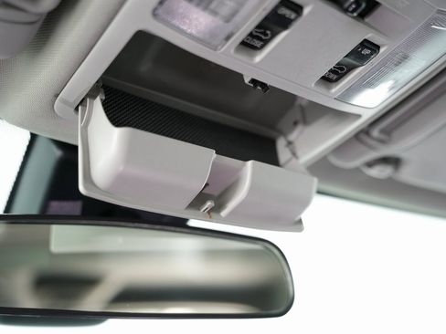 Used 2017 Toyota RAV4 XLE image 54