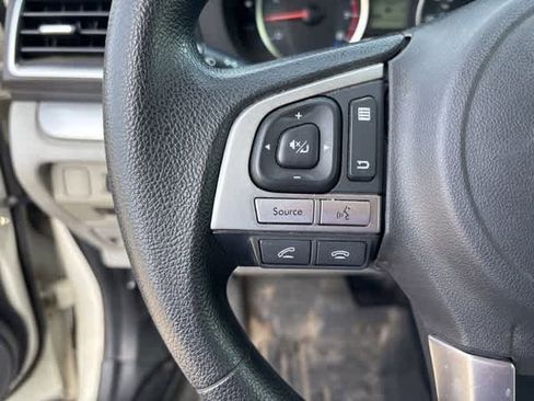 Used 2018 Subaru Forester 2.5i w/ Alloy Wheel Package image 11