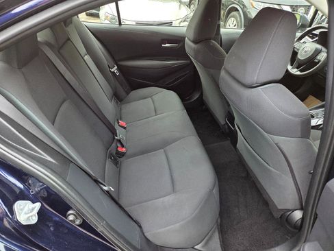 Used 2021 Toyota Corolla LE FWD image 11