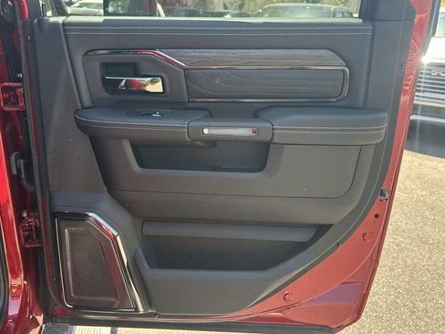 New 2026 RAM 2500 Limited AWD/4WD image 18