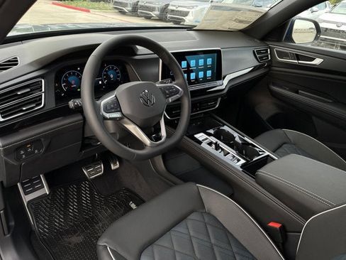 New 2026 Volkswagen Atlas Cross Sport SEL Premium R-Line image 11