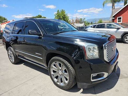 Used 2017 GMC Yukon Denali w/ Open Road Package AWD/4WD image 2