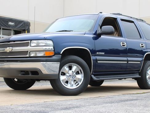 Used 2000 Chevrolet Tahoe LS w/ LS Preferred Equipment Group AWD/4WD image 21