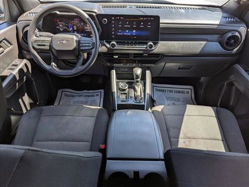 Used 2024 Chevrolet Colorado Trail Boss w/ Advanced Trailering Package AWD/4WD image 17