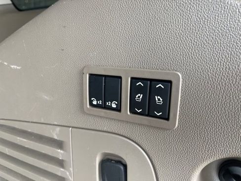 Used 2019 GMC Yukon SLT w/ Premium Edition image 30