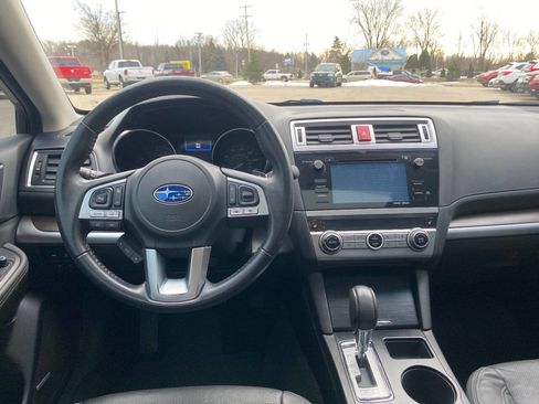Used 2017 Subaru Legacy 2.5i Limited image 33