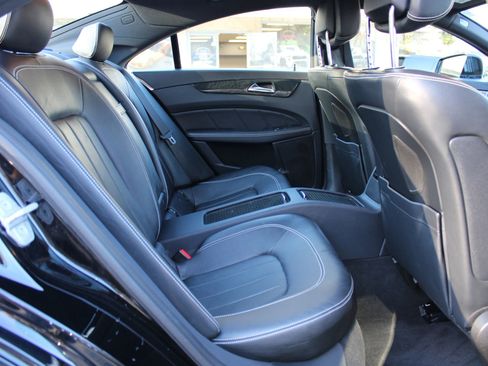 Used 2013 Mercedes-Benz CLS 550 4MATIC image 19