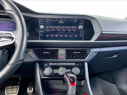 Used 2022 Volkswagen Jetta GLI Autobahn FWD image 18
