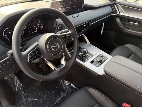 New 2026 MAZDA CX-90 Plug-In Hybrid w/Premium Sport AWD/4WD image 7