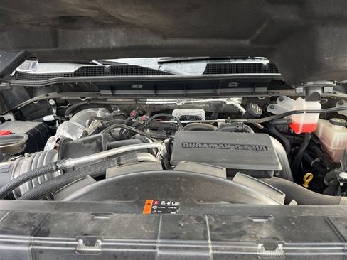 Used 2024 Chevrolet Silverado 2500 Custom w/ Custom Value Package image 35