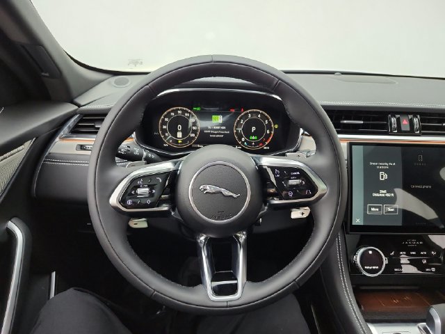 New 2026 Jaguar F-PACE R-Dynamic S AWD/4WD image 33