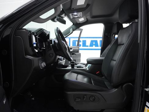 Used 2024 GMC Sierra 1500 SLT image 14