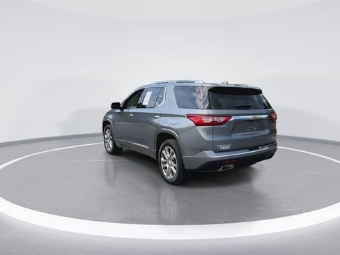 Used 2021 Chevrolet Traverse Premier w/ LPO, Floor Liner Package FWD image 9