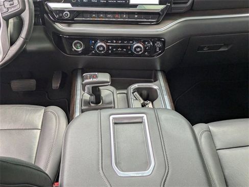 Used 2022 GMC Sierra 1500 SLT w/ SLT Convenience Package image 18