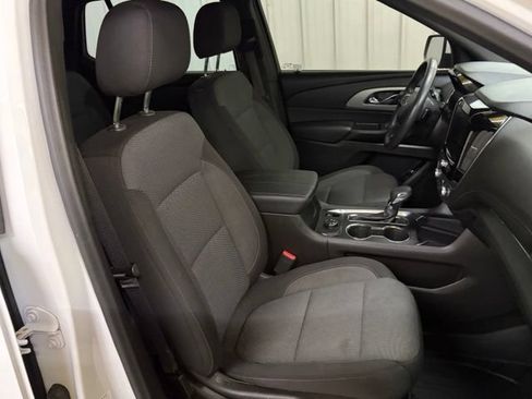 Used 2022 Chevrolet Traverse LT w/ Midnight/Sport Edition AWD/4WD image 35
