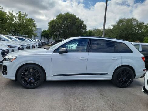 New 2026 Audi SQ7 Premium Plus image 3