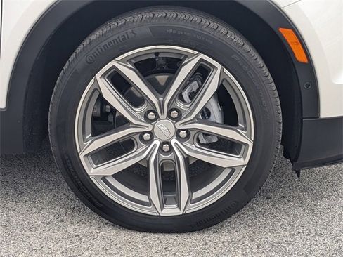 Used 2022 Cadillac XT4 Sport image 11