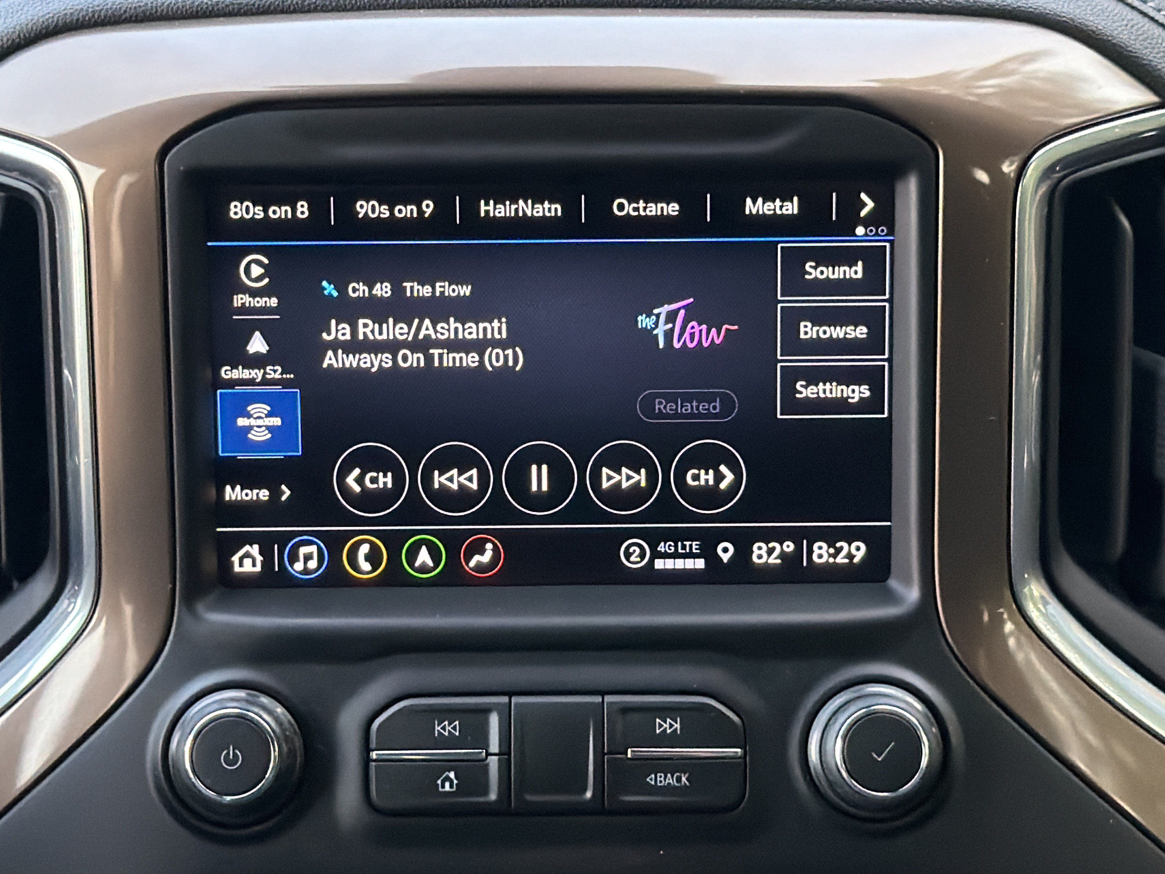 Used 2021 Chevrolet Silverado 1500 High Country w/ Technology Package AWD/4WD image 29