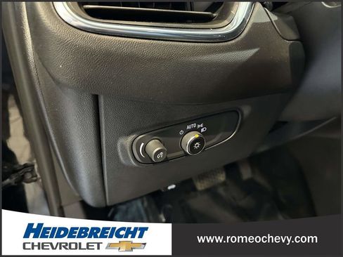 Certified 2023 Chevrolet Equinox LT image 22