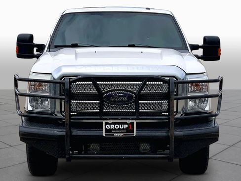 Used 2016 Ford F250 Platinum AWD/4WD image 4