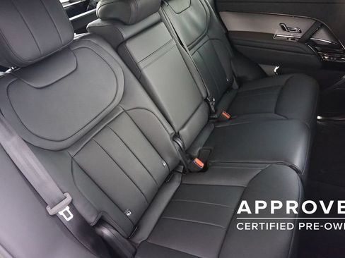Used 2025 Land Rover Range Rover Sport Dynamic SE AWD/4WD image 27