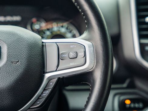 Used 2024 RAM 2500 Big Horn w/ Sport Appearance Package image 25