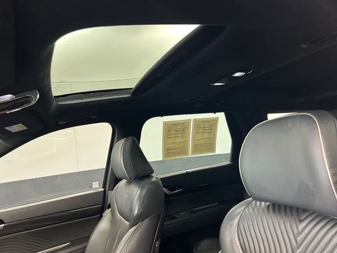 Used 2024 Hyundai Palisade Calligraphy image 14