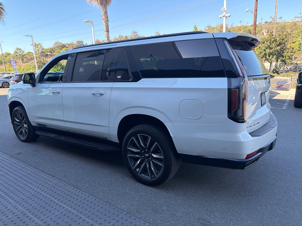 Certified 2024 Cadillac Escalade ESV Sport AWD/4WD image 7