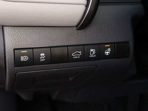 Used 2023 Toyota Camry XLE w/ Cold Weather Package image 12