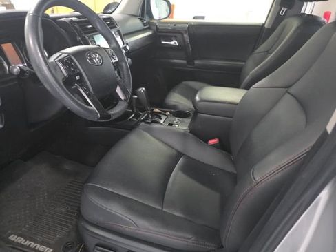 Used 2020 Toyota 4Runner Venture AWD/4WD image 14