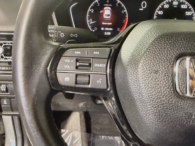 Used 2025 Honda Civic Sport image 13