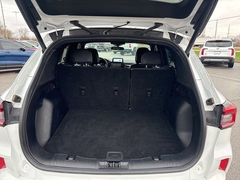 Used 2023 Ford Escape ST-Line image 8