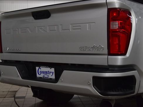 Used 2022 Chevrolet Silverado 3500 High Country w/ LPO, Hitch Package AWD/4WD image 24