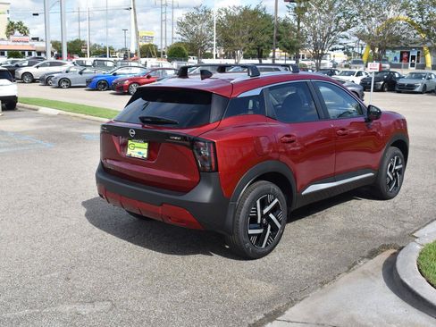 New 2027 Nissan Kicks SV FWD image 11