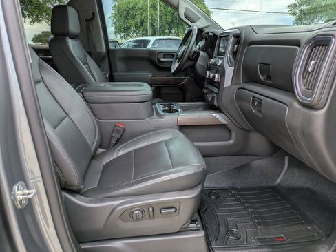 Certified 2020 GMC Sierra 1500 SLT RWD image 27