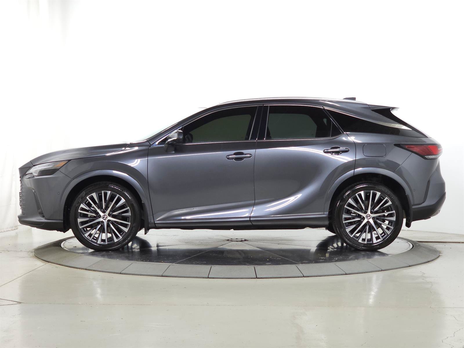 Used 2024 Lexus RX 350 w/ Convenience Package AWD/4WD image 5