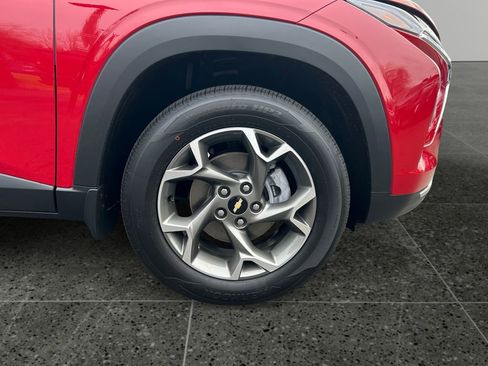 New 2026 Chevrolet Trax LT w/ Driver Confidence Package image 9