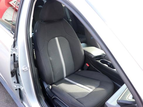 Used 2025 Hyundai Sonata SEL FWD image 14
