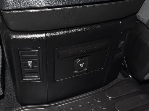Used 2022 RAM 1500 Classic Warlock w/ Ceramic Grey Warlock Package AWD/4WD image 31