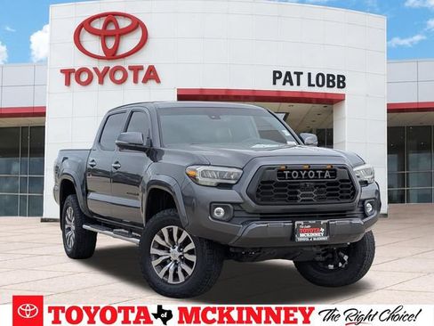 Used 2020 Toyota Tacoma Limited AWD/4WD image 1