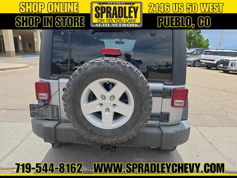 Used 2017 Jeep Wrangler Unlimited Sport w/ Quick Order Package 24S AWD/4WD image 4