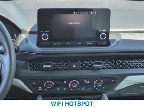 Used 2023 Honda Accord EX image 17