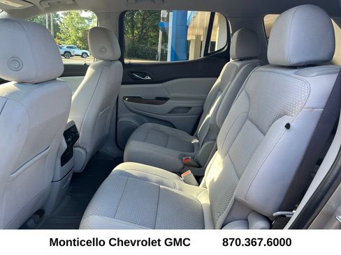 Used 2022 GMC Acadia SLE AWD/4WD image 23