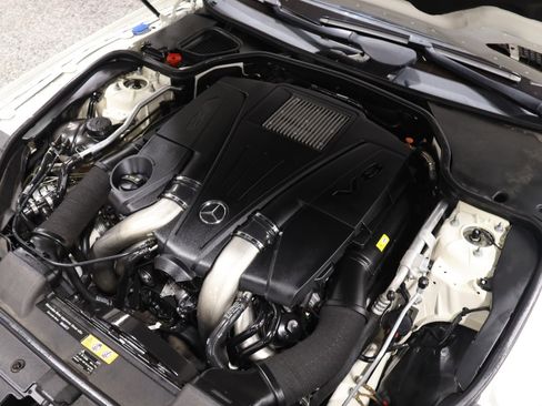 Used 2015 Mercedes-Benz SL 550 w/ White Arrow Edition image 17
