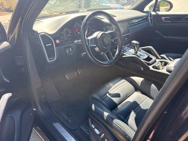 Used 2019 Porsche Cayenne S AWD/4WD image 8