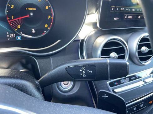 Used 2020 Mercedes-Benz GLC 300 4MATIC w/ Premium Package image 15