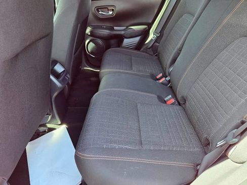 Used 2023 Honda HR-V Sport image 10